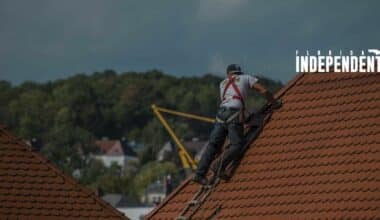 Roofers Get To Work